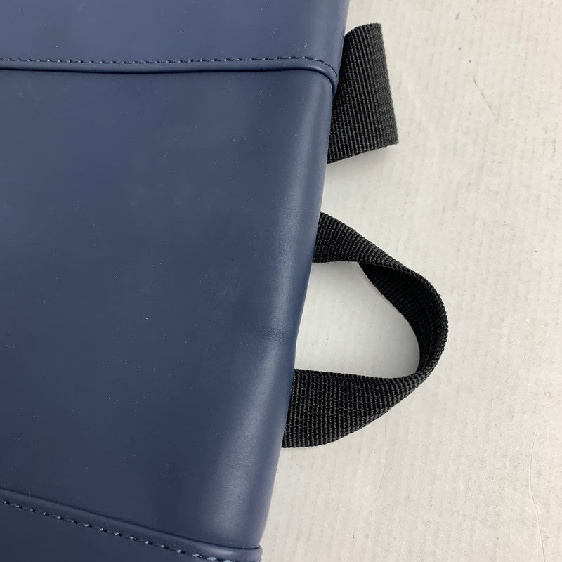 【中古品】【メンズ】 RAINS レインズ リュック バックパック NAVY カバン バッグ ※角スレ有・金属剥がれあり・スレあり・汚れあり 188-260803-io-25-fuzh 万代Net店
