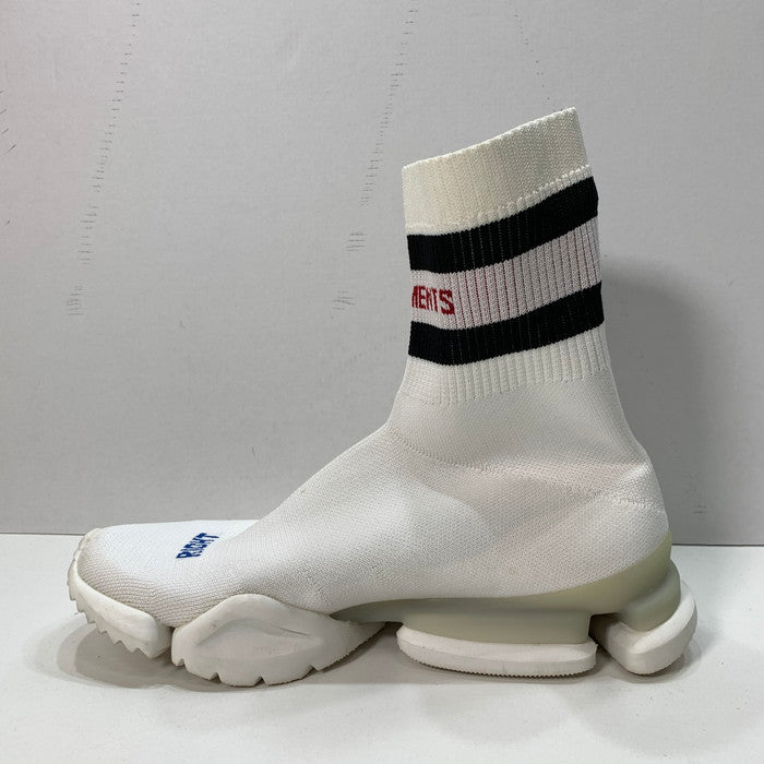 【中古品】【メンズ】 VETEMENTS REEBOK SS CREW SOCK RUNNER スニーカー シューズ 靴 162-251005-gm-07-fuz サイズ：26.5cm カラー：ホワイト 万代Net店