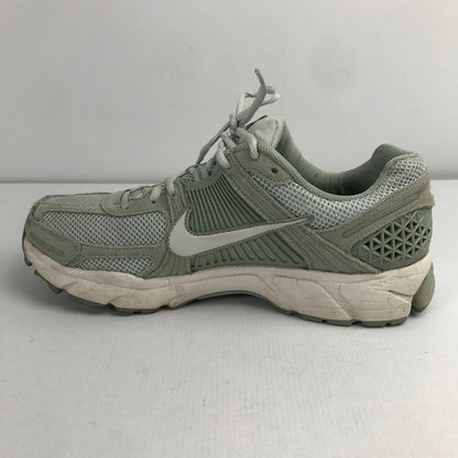 【中古品】【メンズ】 NIKE HF1553-300 ZOOM VOMERO 5 ナイキ ズーム ボメロ 5 スニーカー 靴 160-260330-ky-04-fuzh サイズ：28.5 カラー：モスグリーン 万代Net店
