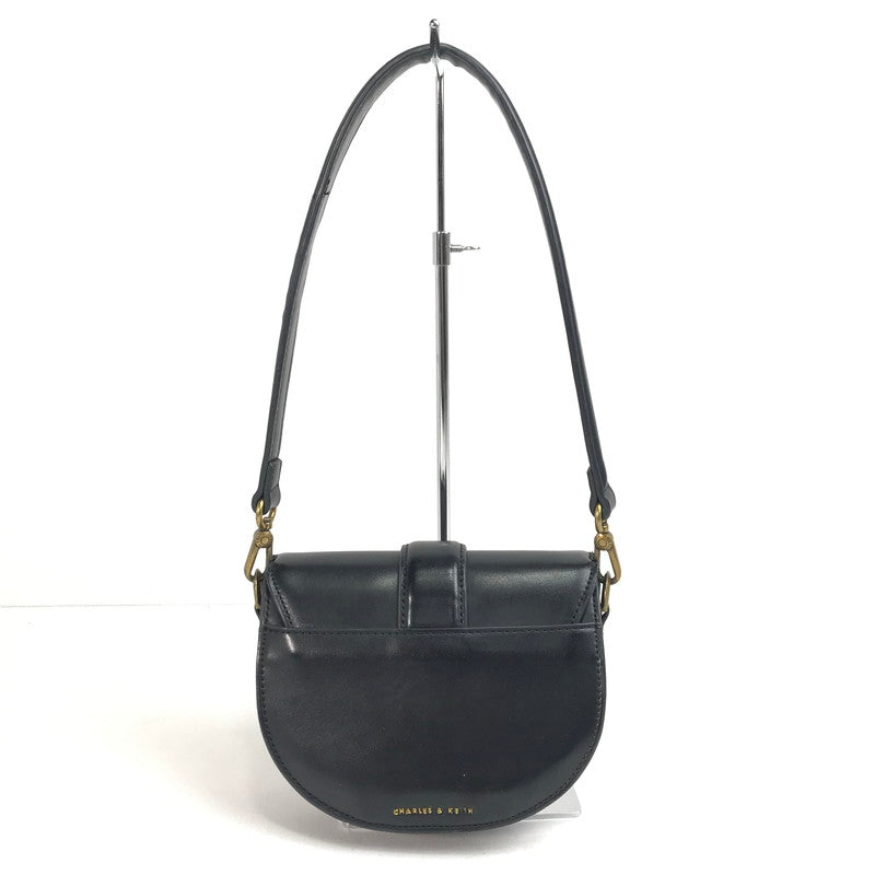 【中古品】【レディース】 CHARLES&KEITH チャールズアンドキース ワンショルダー バッグ 188-260413-ky-17-fuz カラー：ブラック 万代Net店