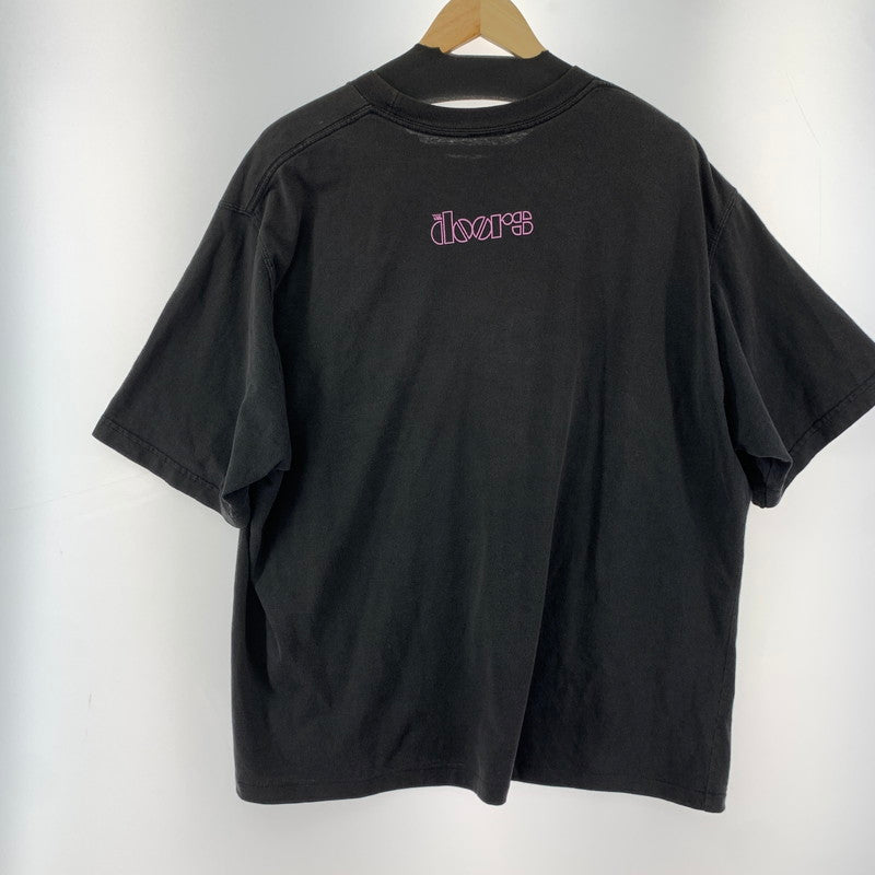 【中古品】【メンズ】 USED THE DOORS JIM MORRISON GRAPHIC T-SHIRT ザ ドアズ 145-250915-st-11-fuz サイズ：不明 カラー：ブラック 万代Net店