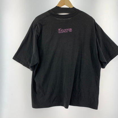 【中古品】【メンズ】 USED THE DOORS JIM MORRISON GRAPHIC T-SHIRT ザ ドアズ 145-250915-st-11-fuz サイズ：不明 カラー：ブラック 万代Net店