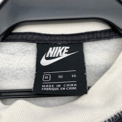 【中古品】【メンズ】 NIKE SB ナイキ SB 704848-451 FRONT LOGO SWEATSHIRT フロントロゴ スウェット 長袖 トップス 古着 147-260724-mh-12-fuzh サイズ：Xl カラー：白黒ボーダー 万代Net店