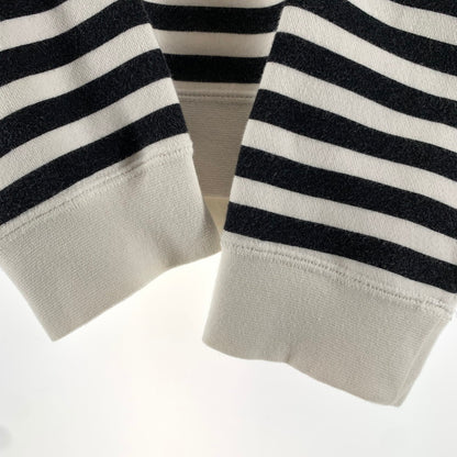 【中古品】【メンズ】 NIKE SB ナイキ SB 704848-451 FRONT LOGO SWEATSHIRT フロントロゴ スウェット 長袖 トップス 古着 147-260724-mh-12-fuzh サイズ：Xl カラー：白黒ボーダー 万代Net店