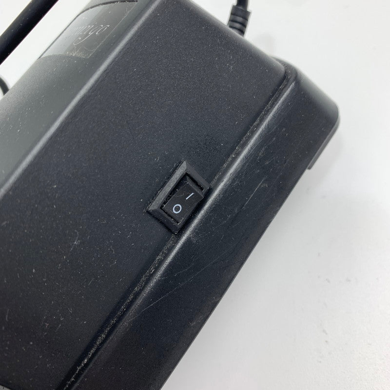 【現状渡し品】 サスティンペダル 補助ペダル SUSTAIN PEDAL 電子ピアノ 動作未確認品 ※本体にサビやキズ・外箱に傷みあり 113-261024-io-20-fuz 万代Net店
