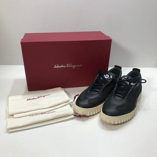 【中古品】【メンズ】 SALVATORE FERRAGAMO サルバトーレ フェラガモ AARON スニーカー シューズ 靴 183-251006-mh-15-fuz サイズ：M(6.5表記) カラー：ブラック 万代Net店