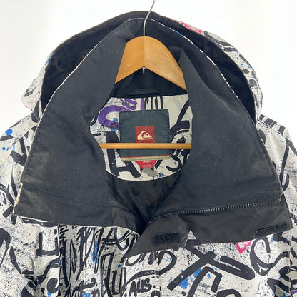 【中古品】【メンズ】 QUIK SILVER クイックシルバー ウェア スノーウェア スノボ スキー ジャケット アウター 上着 ※汚れあり 127-261022-io-02-fuz サイズ：L カラー：ホワイト 万代Net店