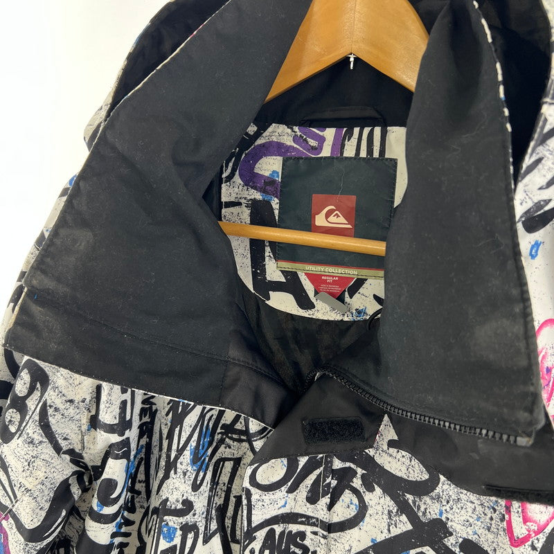 【中古品】【メンズ】 QUIK SILVER クイックシルバー ウェア スノーウェア スノボ スキー ジャケット アウター 上着 ※汚れあり 127-261022-io-02-fuz サイズ：L カラー：ホワイト 万代Net店