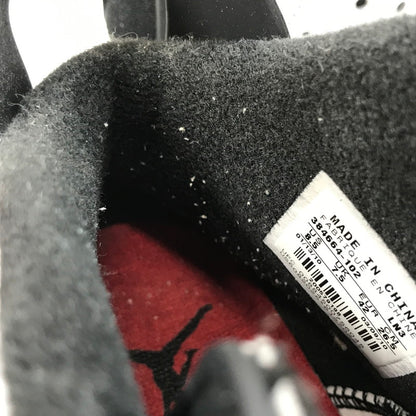 【中古品】【メンズ】 NIKE ナイキ 384664-102 AIR JORDAN 6 RETRO ”BULLS"(2010)" エアジョーダン 6 レトロ ビーユーライトエス スニーカー 靴 160-251021-mh-04-fuz サイズ：26.5 カラー：ホワイト 万代Net店