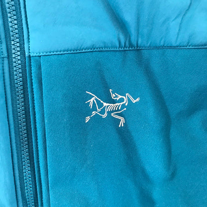【中古品】【レディース】 ARC’TERYX アークテリクス PROTON LT HOODY プロト フーディ ジャケット アウター コート 古着 169-251021-mh-01-fuz サイズ：S カラー：ブルー 万代Net店
