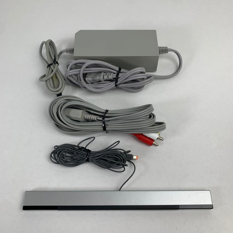 【中古品】 Nintendo Wii ニンテンドー ウィー 本体 Wii リモコンプラス付属品 023-251111-mh-07-fuz 万代Net店