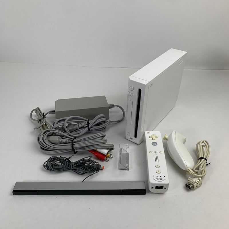 【中古品】 Nintendo Wii ニンテンドー ウィー 本体 Wii リモコンプラス付属品 023-251111-mh-07-fuz 万代Net店
