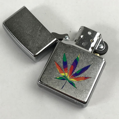 【中古品】 ZIPPO オイルライター 喫煙具 シルバー ガンジャ 23年製 箱付属 ライター 206-260206-io-07-fuz 万代Net店