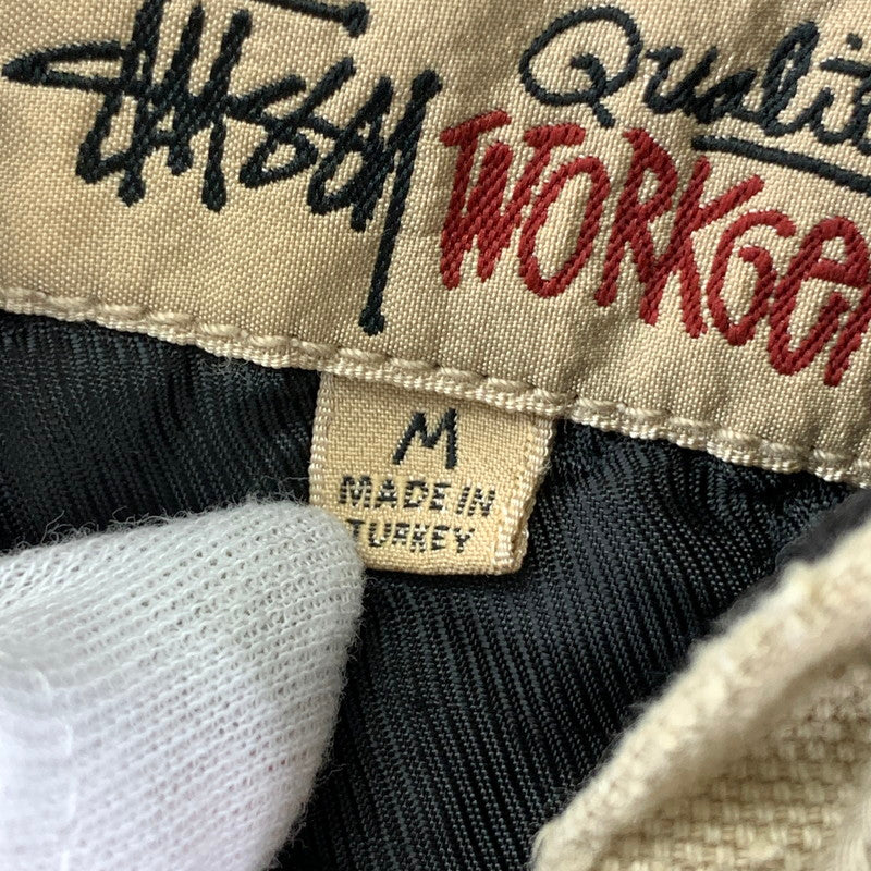 【中古品】【メンズ】 STUSSY ステューシー WORK JACKET CANVAS NEEDLE PUNCH ワーク ジャケット キャンバス ニードル パンチ ジャケット コート アウター 古着 142-251104-mh-06-fuz サイズ：M カラー：ベージュ 万代Net店