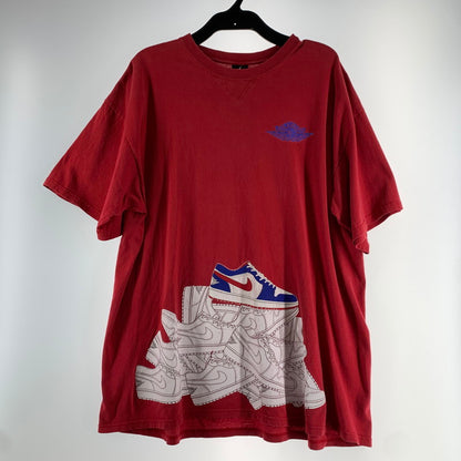 【中古品】【メンズ】 NIKE ナイキ JORDAN LOGO T-SHIRT ジョーダン ロゴ Tシャツ レッド SIZE：XL ※穴・プリントひび割れ・使用感あり。 148-260815-io-06-fuzh カラー：レッド 万代Net店