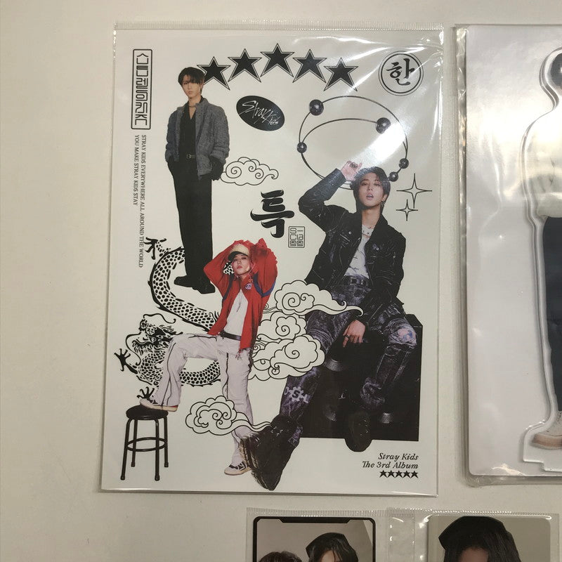 【中古品】 Stray Kids ストレイキッズ スキズ ハン グッズ まとめ トレカ ステッカー 缶バッチ ミラー など 084-251126-mh-03-fuz 万代Net店