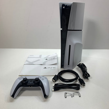 【中古品】 PlayStation 5 PS5 プレイステーション5 プレステ5 本体 (CFI-2000A01) 032-251128-mh-01-fuz 万代Net店