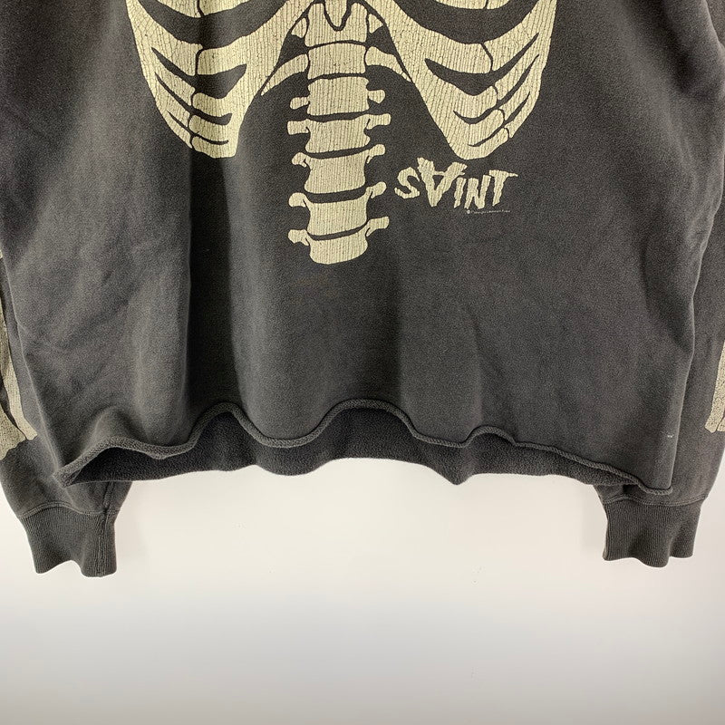 【中古品】【メンズ】 SAINT MICHAEL セントマイケル SM-A22-0000-080 BONE HOODIE ボーン プリント プルオーバー パーカー トップス 古着 140-251203-mh-08-fuz サイズ：XL カラー：グレー 万代Net店