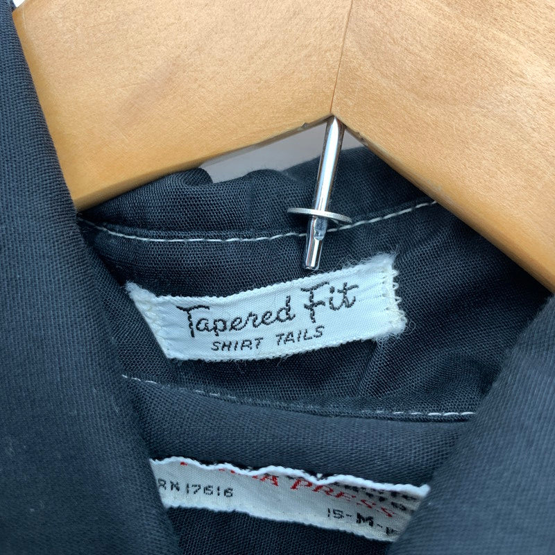 【中古品】【メンズ】 長袖シャツ シンプル ベーシック Tapered Fit BLACK SIZE:M ※汚れあり 145-260912-io-21-fuzh カラー：ブラック 万代Net店