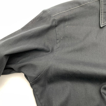 【中古品】【メンズ】 長袖シャツ シンプル ベーシック Tapered Fit BLACK SIZE:M ※汚れあり 145-260912-io-21-fuzh カラー：ブラック 万代Net店
