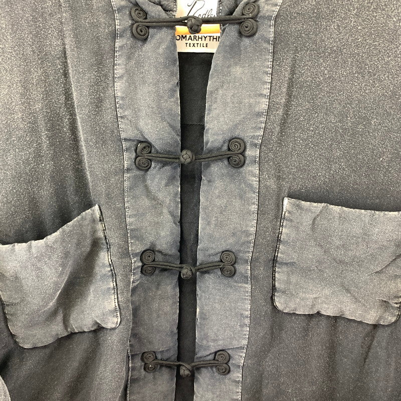 【中古品】【メンズ】 ニードルス×ノーマリズム テキスタイル NEEDLES×NOMARHYTHM TEXTILE 中綿ジャケット チャイナジャケット 140-260111-nm-06-fuz サイズ：XL カラー：ブラック（グレー系） 万代Net店