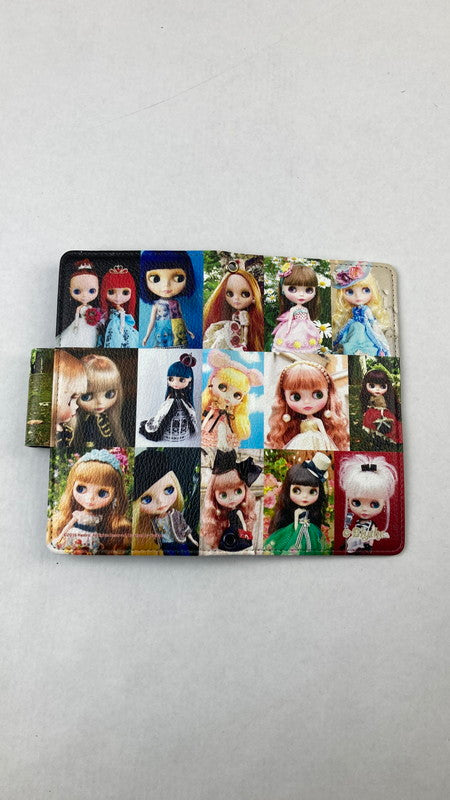 【現状渡し品】 Blythe ブライス 手帳型スマホケース ミスアニバーサリー 手帳型 スマホケース かわいい おしゃれ 101-260201-io-04-fuz 万代Net店