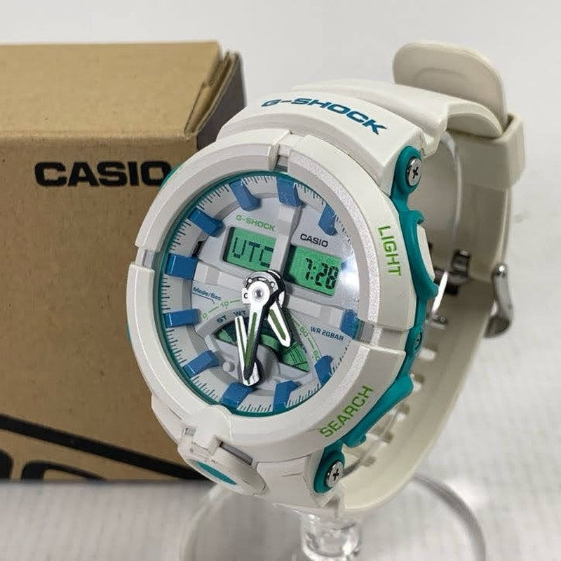 【中古品】【メンズ/レディース】 G-SHOCK ジーショック GA-500WG デジアナ 腕時計 時計 ホワイト 箱付属 使用感あり おしゃれ 196-260202-io-05-fuz 万代Net店