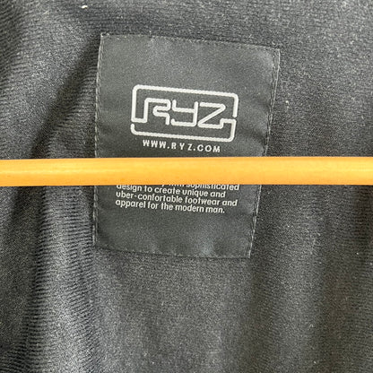 【中古品】【メンズ】 RYZ ライズ ウェア スノーウェア スノボ スキー ジャケット アウター 上着 ※キズ・毛玉あり 127-261022-io-03-fuz サイズ：L カラー：グレー 万代Net店