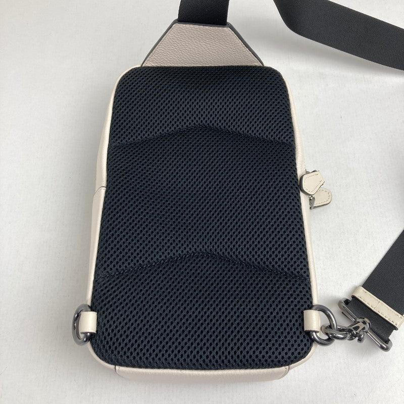 【中古品】【メンズ/レディース】 COACH コーチ CAJ69 スケッチプリントサリバンパック カバン 180-260220-ky-09-fuzh カラー：ホワイト 万代Net店