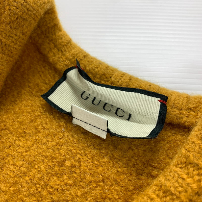 【中古品】【レディース】 GUCCI グッチ 571545-XKA05 V NECK KNIT Vネック ニット セーター ロゴ パッチ トップス 古着 168-260318-mh-05-fuz サイズ：L カラー：マスタード 万代Net店