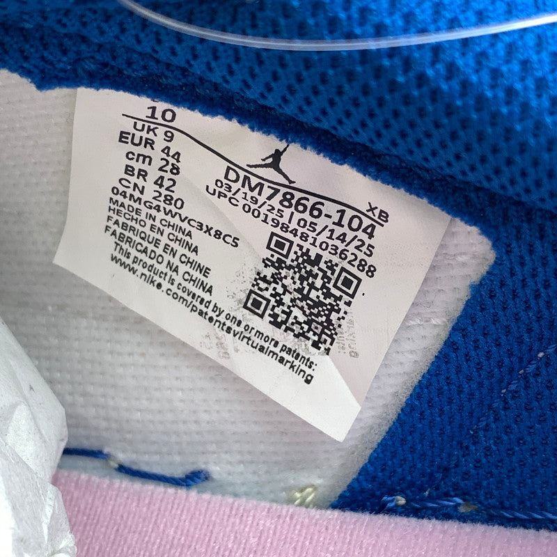 【中古美品】【メンズ】 NIKE ナイキ DM7866-104 FRAGMENT DESIGN×TRAVIS SCOTT AIR JORDAN 1 LOW フラグメント デザイン × トラヴィス・スコット × エアジョーダン 1 ロー OG スニーカー 靴 シューズ 160-260323-mh-12-fuz サイズ：28 カラー：ホワイト ブルー 万代Net店