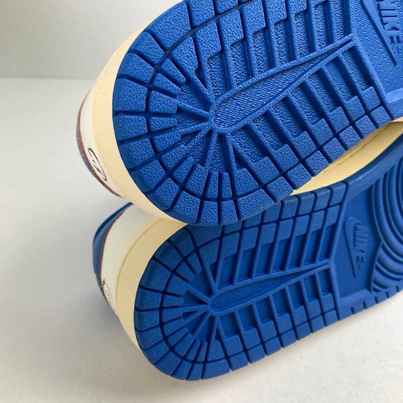 【中古美品】【メンズ】 NIKE ナイキ DM7866-104 FRAGMENT DESIGN×TRAVIS SCOTT AIR JORDAN 1 LOW フラグメント デザイン × トラヴィス・スコット × エアジョーダン 1 ロー OG スニーカー 靴 シューズ 160-260323-mh-12-fuz サイズ：28 カラー：ホワイト ブルー 万代Net店