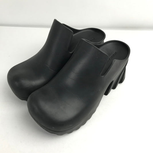 【中古品】【レディース】 BOTTEGA VENETA ラバーフラッシュクロッグ 靴 164-260330-ky-27-fuzh サイズ：39 カラー：ブラック 万代Net店