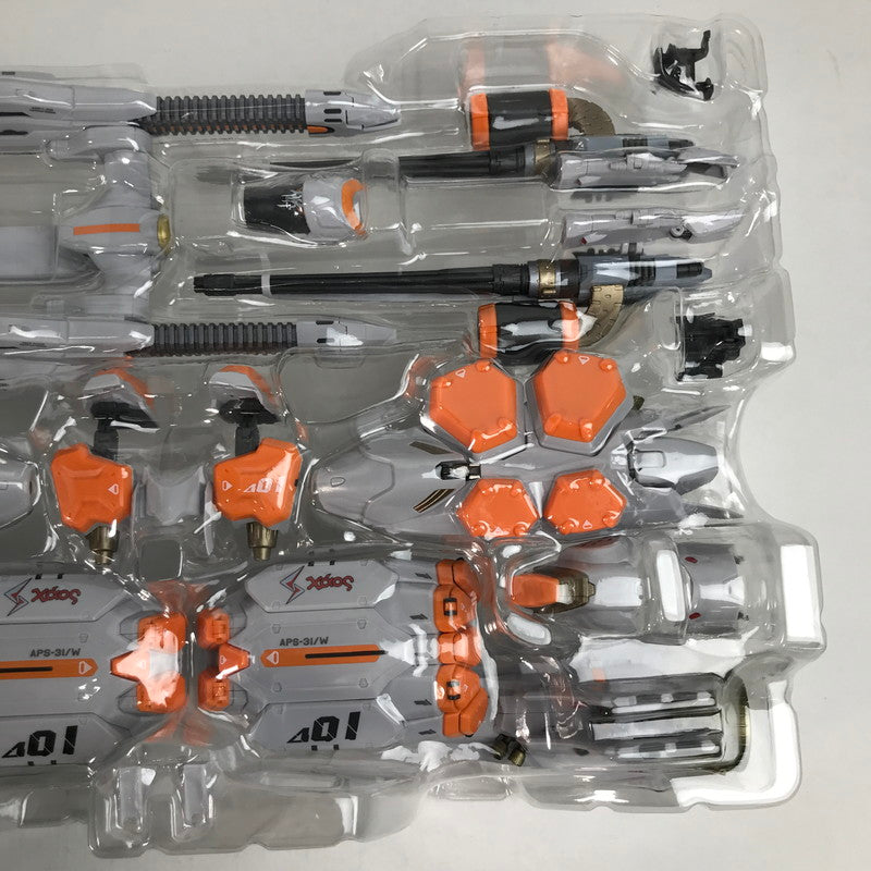 【中古品】 完備品 DX超合金 VF-31S ジークフリード(アラド・メルダース機)用アーマードパーツセット 箱傷みあり 057-260416-io-27-fuzh 万代Net店