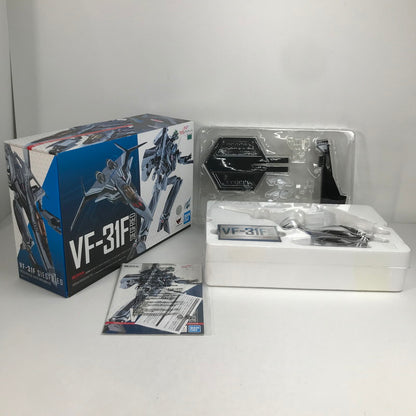 【中古品】 完備品 DX超合金 VF-31F ジークフリード (メッサー・イーレフェルト ハヤテ・インメルマン搭乗機) 箱傷みあり 057-260416-io-25-fuzh 万代Net店