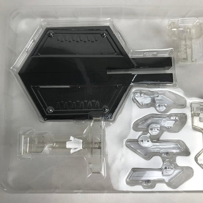 【中古品】 完備品 DX超合金 VF-31F ジークフリード (メッサー・イーレフェルト ハヤテ・インメルマン搭乗機) 箱傷みあり 057-260416-io-25-fuzh 万代Net店