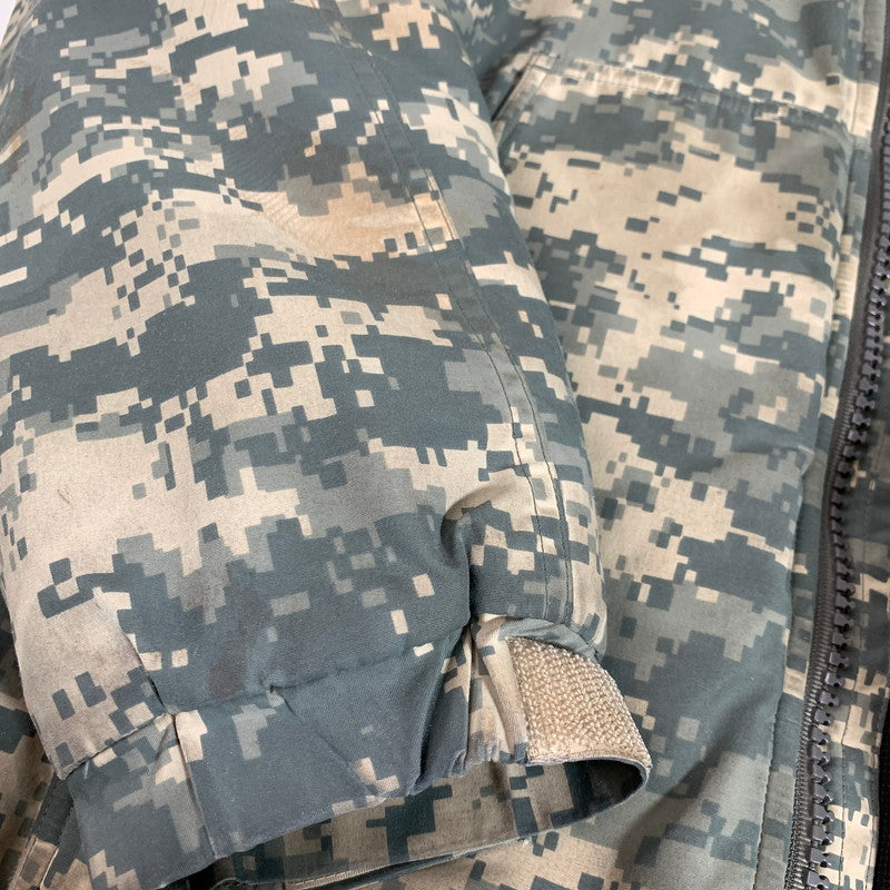 【中古品】【メンズ】 COOTIE クーティー ジャケット デジカモ 柄 ジップ 中綿 ミリタリージャケット Digital Camouflage Padded Zip Parka 16AW 迷彩 カモフラージュ 142-260427-nm-02-fuz サイズ：L 万代Net店