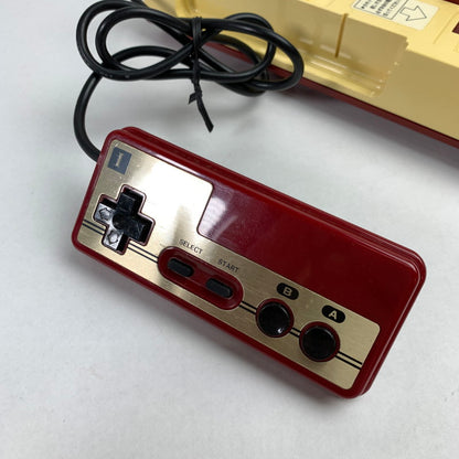 【現状渡し品】 Nintendo FAMILY COMPUTER ニンテンドー ファミリーコンピュータ (ファミコン) 本体 023-260410-mh-03-fuz 万代Net店