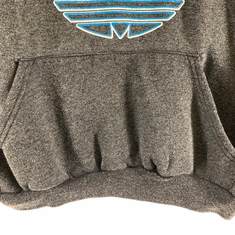 【中古品】【メンズ】 ADIDAS アディダス パーカー フーディー CHARCOAL SIZE:不明 ※使用感あり・ハトメダメージ有 148-260920-io-07-fuzh カラー：チャコール 万代Net店
