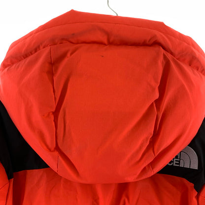 【中古品】【メンズ】 THE NORTH FACE ノースフェイス ND92240 BALTRO LIGHT JACKET ライトジャケット RED SIZE:M ※フード汚れあり 144-260803-io-04-fuzh カラー：レッド 万代Net店