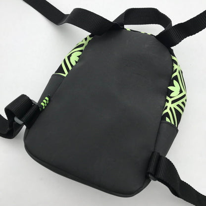 【中古品】【メンズ】 adidas アディダス メッシュ ミニリュック ミニバッグパック カバン 188-261013-vt-94-fuzh カラー：ブラック/グリーン 万代Net店