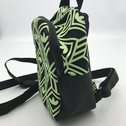 【中古品】【メンズ】 adidas アディダス メッシュ ミニリュック ミニバッグパック カバン 188-261013-vt-94-fuzh カラー：ブラック/グリーン 万代Net店
