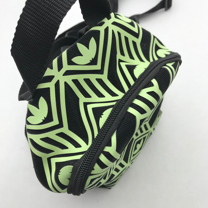【中古品】【メンズ】 adidas アディダス メッシュ ミニリュック ミニバッグパック カバン 188-261013-vt-94-fuzh カラー：ブラック/グリーン 万代Net店