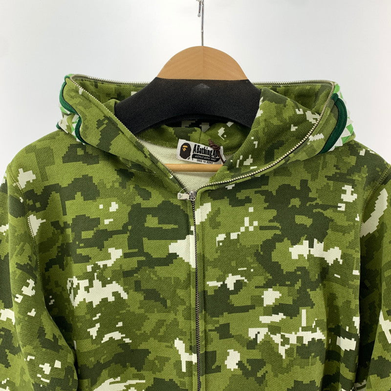 【中古品】【メンズ】 A BATHING APE ア ベイシング エイプ MULTI PIXEL CAMO SHARK REGULAR FIT FULL ZIP HOODIE 26SS フーディー パーカ グリーン メンズ Lサイズ タグ付き 142-260424-io-05-fuzh 万代Net店