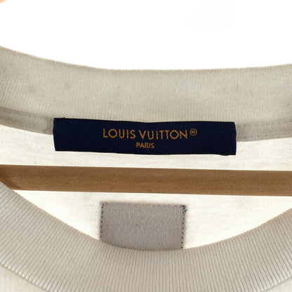 【中古品】【メンズ】 LOUIS VUITTON ルイ・ヴィトン RM251M NPG HSY83W 25SS GRAPHIC COTTON T-SHIRT 半袖Tシャツ カットソー ブランド 古着 141-260505-mh-04-fuz サイズ：L カラー：ホワイト 万代Net店