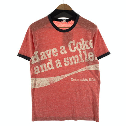 【中古品】【メンズ】 COCA－COLA 半袖Tシャツ 裾シングルステッチ 古着 145-260927-gm-01-fuzh サイズ：M カラー：レッド 万代Net店