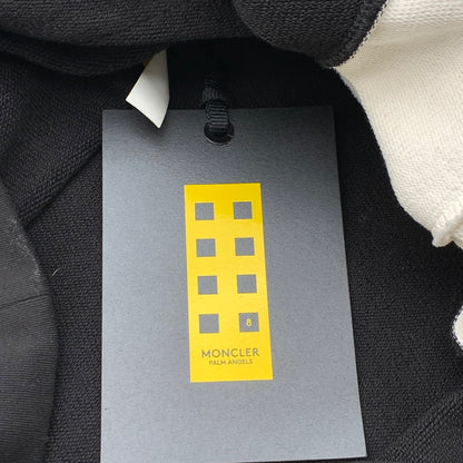 【中古品】【メンズ】 MONCLER×PALM ANGELS モンクレール×パームエンジェルス HOODIE MIT WAPPEN パーカー フーディー ブランド 古着 141-260506-gm-23-fuz サイズ：M カラー：ブラック 万代Net店