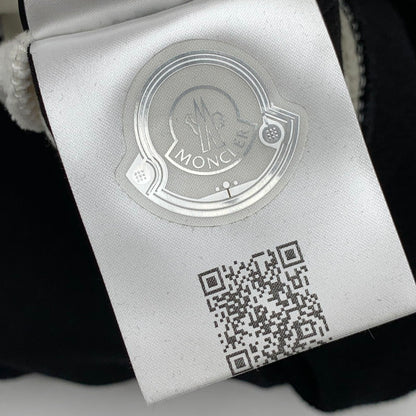 【中古品】【メンズ】 MONCLER×PALM ANGELS モンクレール×パームエンジェルス HOODIE MIT WAPPEN パーカー フーディー ブランド 古着 141-260506-gm-23-fuz サイズ：M カラー：ブラック 万代Net店