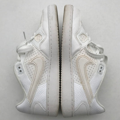 【中古品】【レディース】 NIKE ナイキ 631776-111 SON OF FORCE SL サン オブ フォース スニーカー 靴 ※汚れ有 166-261013-vt-83-fuzh サイズ：24.5cm カラー：ホワイト 万代Net店