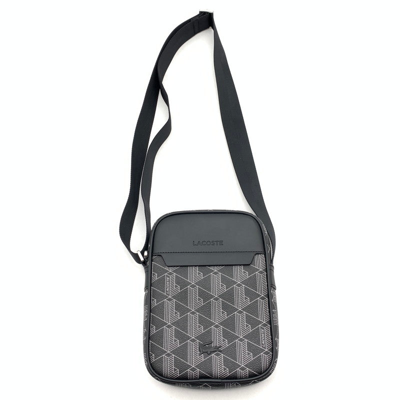 【中古品】【メンズ/レディース】 LACOSTE MONOGRAM VERTICAL SHOULDER BAG ラコステ モノグラム ショルダーバッグ ブランド カバン 188-260523-gm-19-fuzh カラー：ブラック 万代Net店
